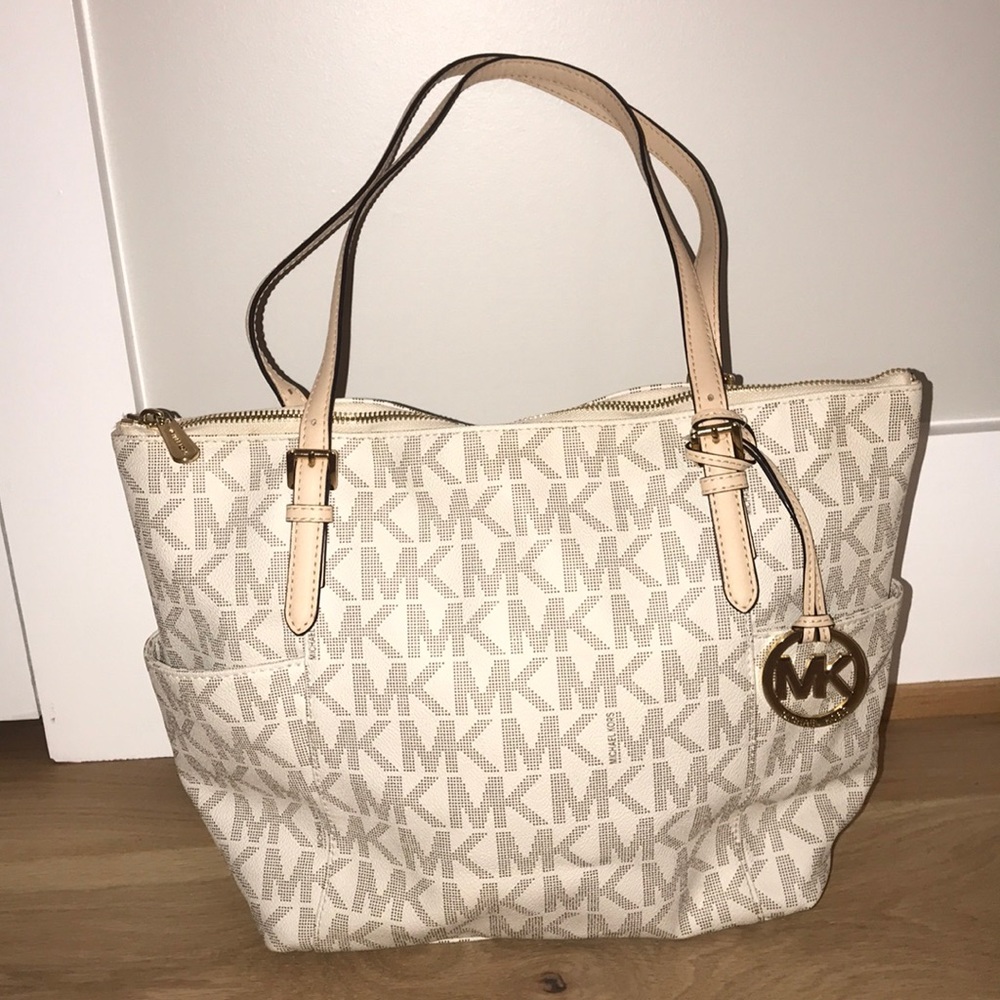 Micheal Kors tote bag